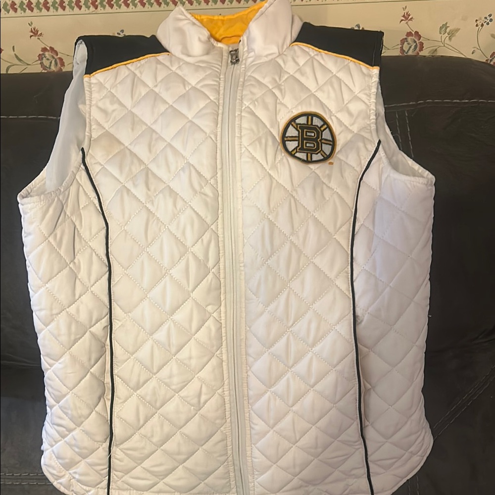 NHL White and Yellow Quilted Vest
